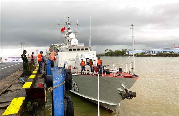 Vietnamese and Cambodian navies promote friendship